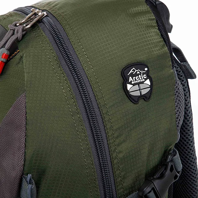 Спортивный рюкзак
 с каркасной спинкой DEUTER
 8810-3 36л (Темно-синий)
