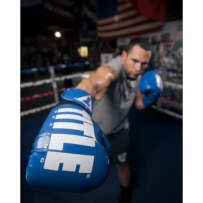 Перчатки для бокса эластичные TITLE Boxing Inferno Intensity Blue White