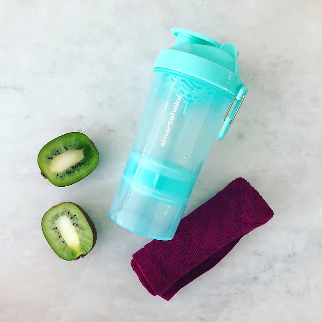 Спортивный шейкер SMARTSHAKE Original2GO 600мл Mint Green