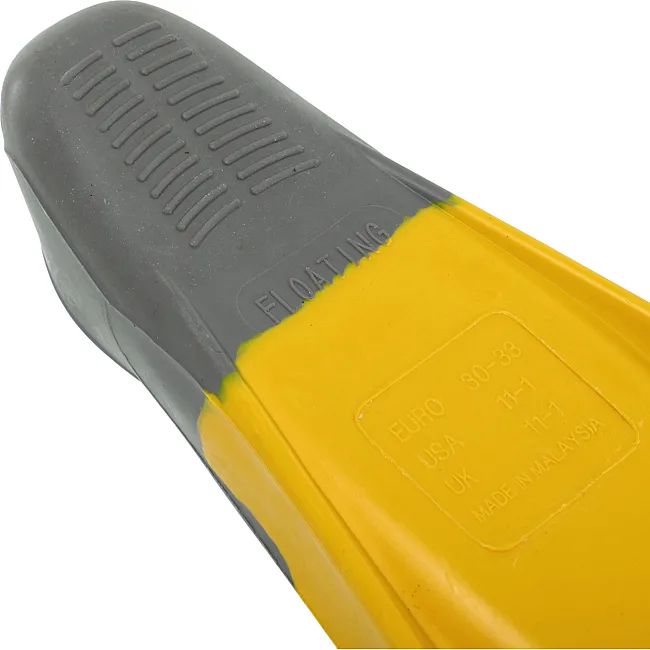 Короткие ласты для тренировок
 MADWAVE

 M074606106W
 30-33 (Желтый)