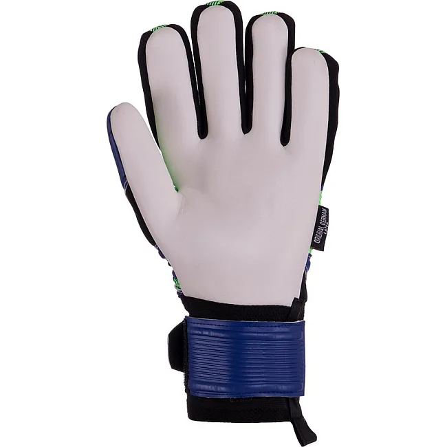 Воротарські рукавички
 професійні із захистом пальців SOCCERMAX GK-021
 7-11
