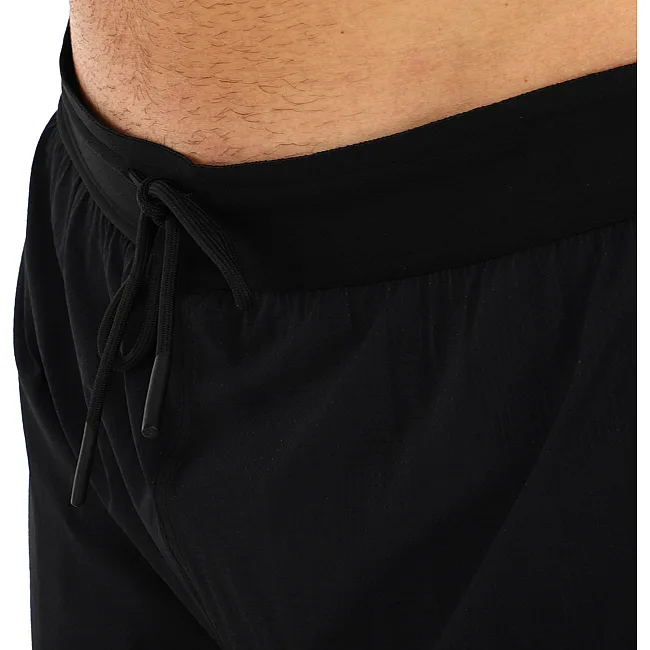 Спортивные шорты
 двойные 2 в 1 с тайтсами мужские JOMA

 R-TRAIL NATURE 103174-100 (Черный)