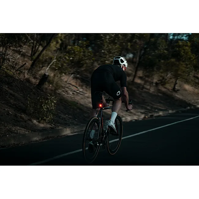 Задняя веломигалка KNOG Blinder Skull Array Rear 100 Lumens