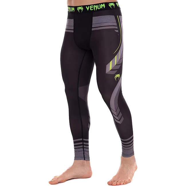 Компрессионные штаны леггинсы тайтсы VENUM
 TECHNICAL 2.0 CO-8233 (Черный-салатовый)