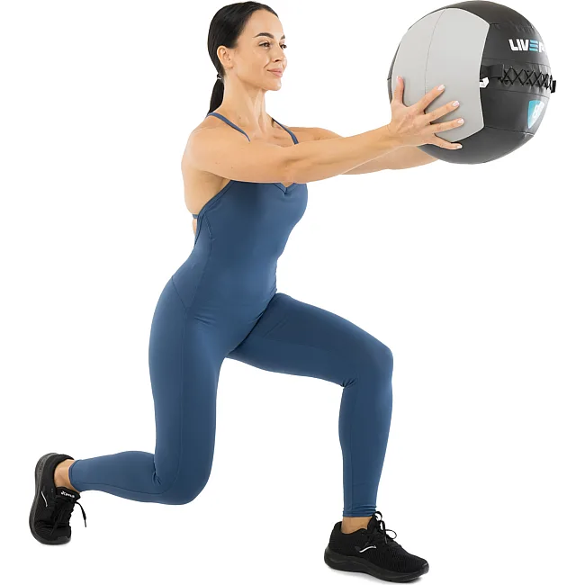 Мяч набивной медицинский для кроссфита WALL BALL LiveUp LP8100-8 8кг