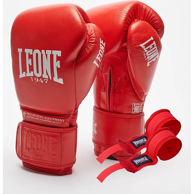 Боксерские перчатки Leone GN111 THE GREATEST Red (бинты 4 м. в комплекте)