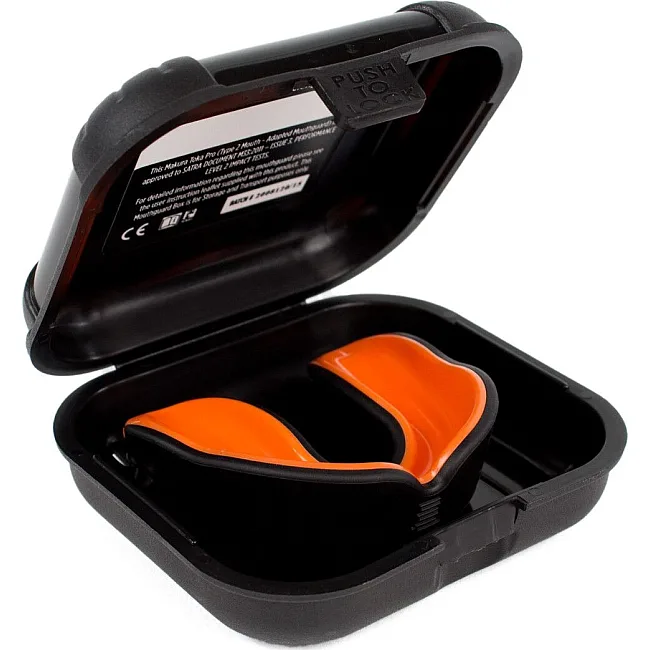 Боксерская капа MAKURA Ingis взрослая (возраст 11+) Black/Orange