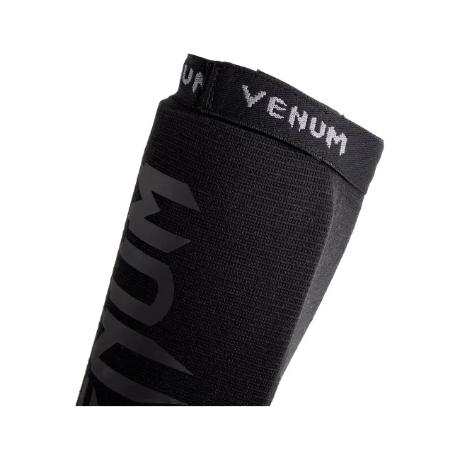Защита голени и голеностопа Venum Kontact Shinguards - Matte Black