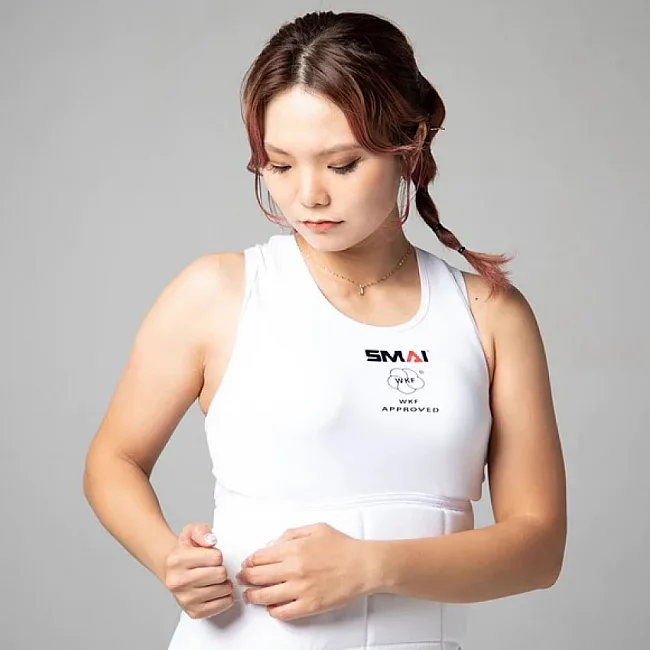 Женская защита живота SMAI BPW с лицензией WKF