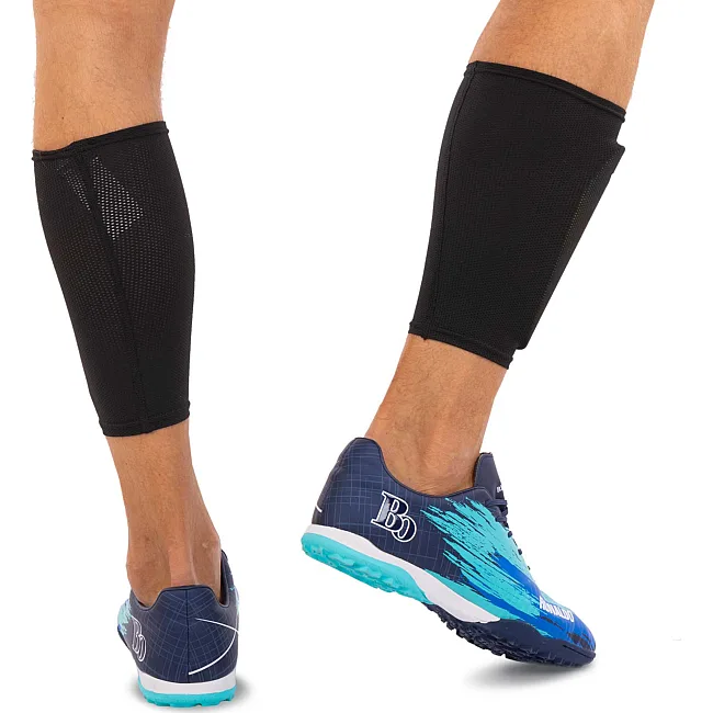 Щитки для футболу
 з тримачем щитків у комплекті JOMA

 SPIDER 401673-067 (Жовто-блакитний)