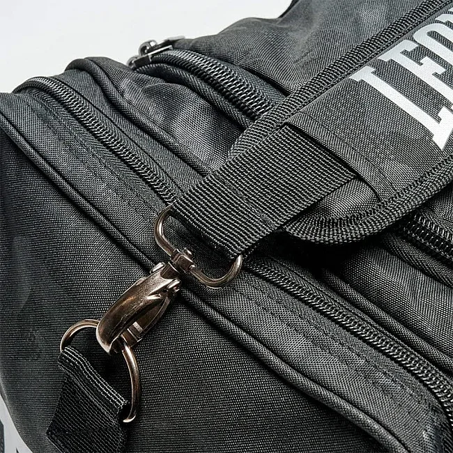 Спортивна сумка Leone AC944 CAMOBLACK DUFFEL Black (55л.)