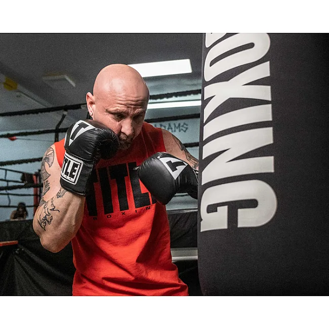 Перчатки снарядные TITLE Boxing Pro Leather 3.0 Black Grey