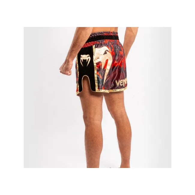 Шорти для тайського боксу VENUM Giant Camo Black Red