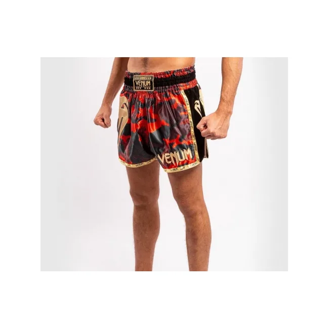Шорти для тайського боксу VENUM Giant Camo Black Red