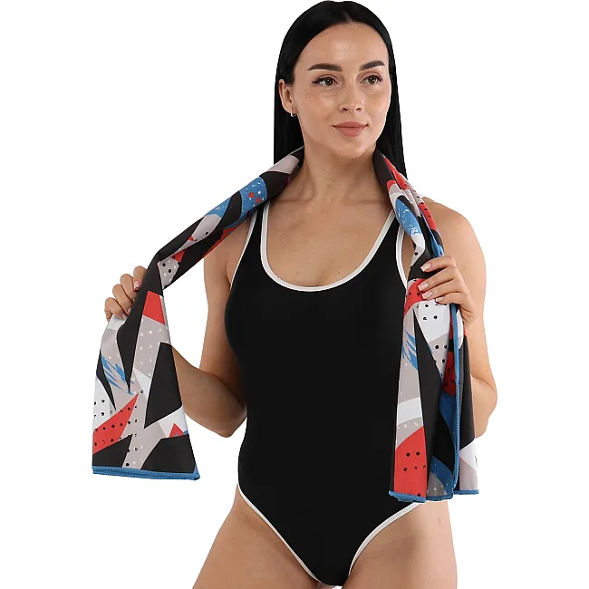 Спортивное полотенце MADWAVE Geometry M076408000W (Разноцветный)