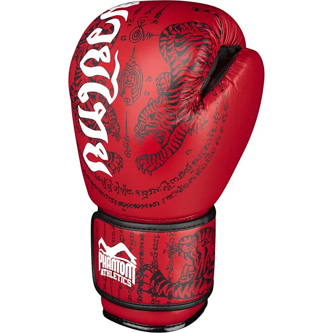 Боксерские перчатки Phantom Muay Thai Red (капа в подарок)