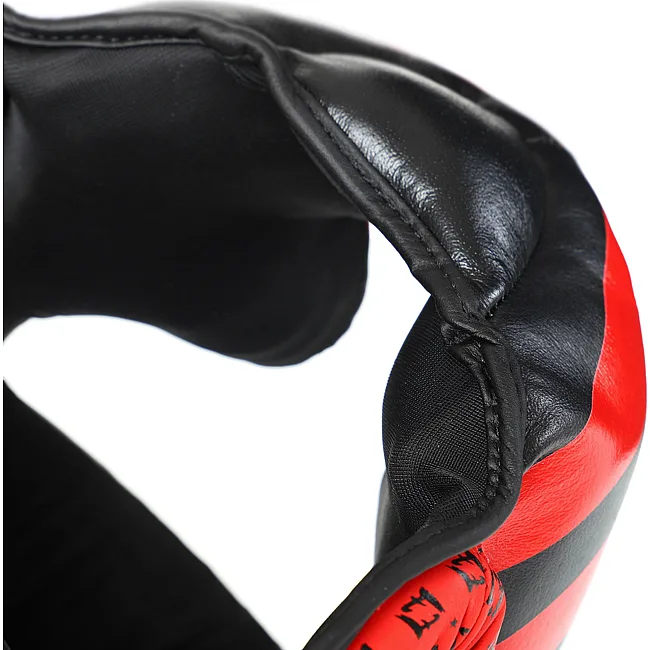 Тренировочный шлем для бокса кожа
 FAIRTEX
 BO-0614 (Красный-черный)
