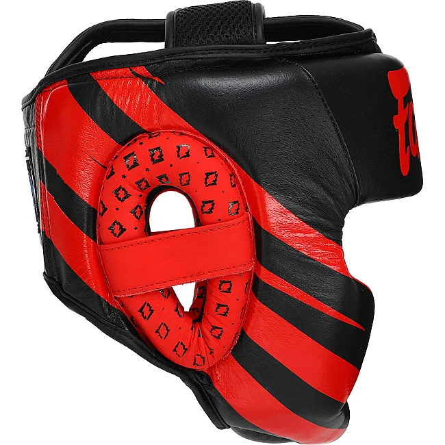 Тренировочный шлем для бокса кожа
 FAIRTEX
 BO-0614 (Красный-черный)