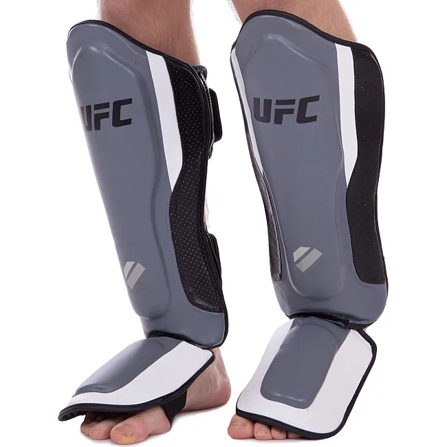 Защитные накладки на ноги
 Муай Тай, ММА, Кикбоксинг кожаная UFC PRO Training UHK-69981