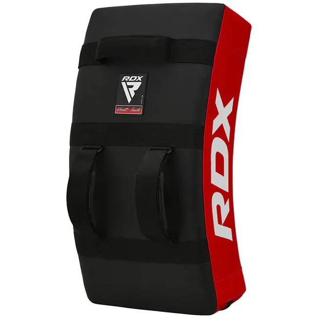 Макивара RDX T1 Curved Kick Shield with Nylon Handles Black Red