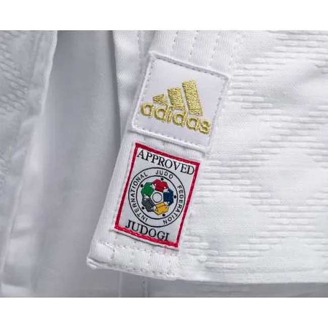 Кимоно для дзюдо Champion II с лицензией IJF Slim Fit (белый/золотые полосы) ADIDAS J-IJF-SMU