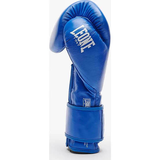 Боксерские перчатки Leone GN111 THE GREATEST Blue (бинты 4 м. в комплекте)