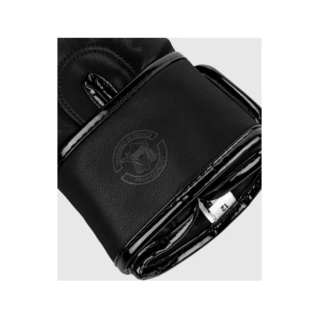 Рукавички для боксу VENUM Devil Black Black