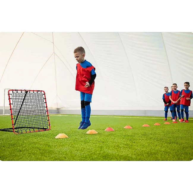 Сітка тренувальна для футболу Neo-Sport NS-491 Rebounder 120 x 120 х 107 см, червона